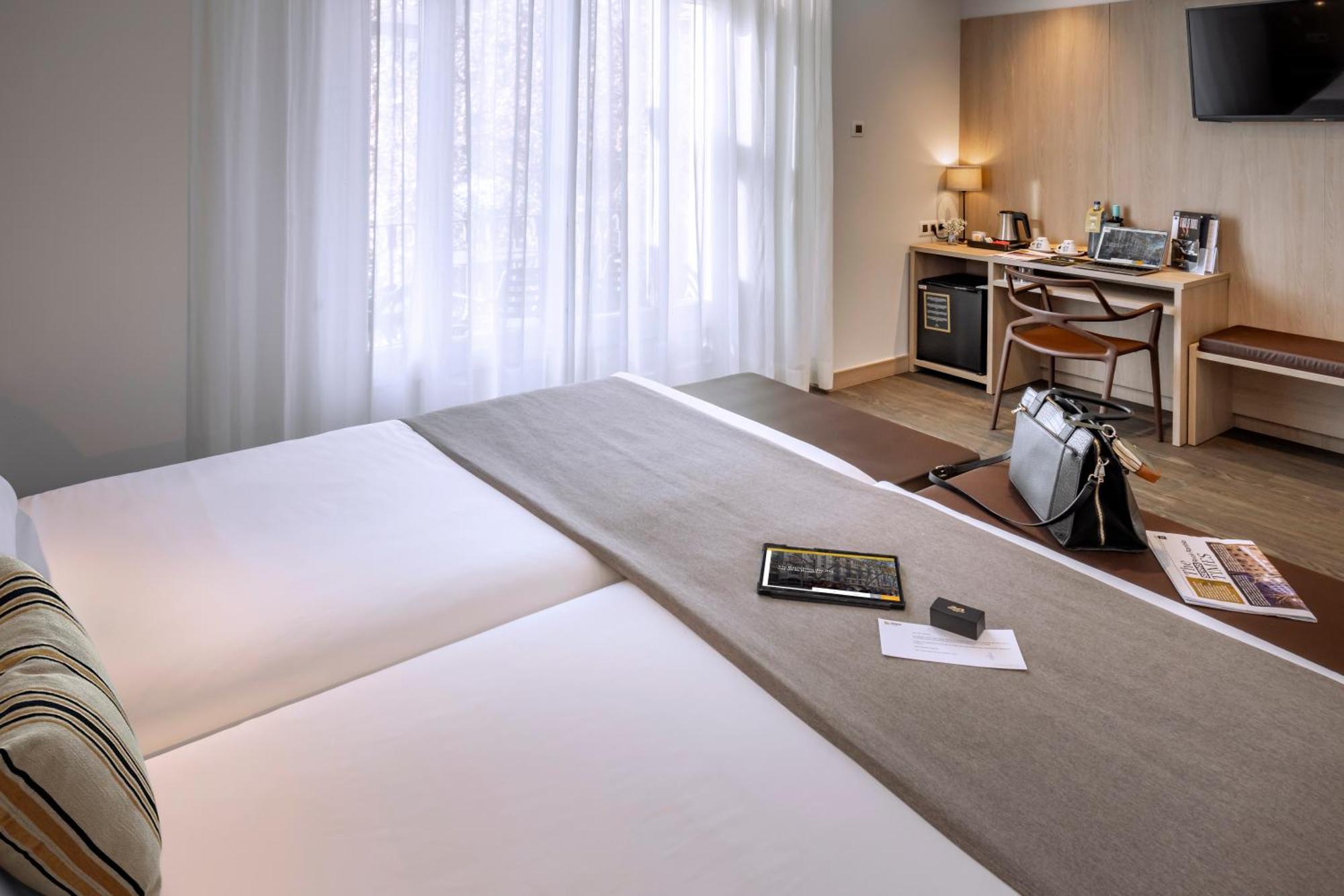 Hotel Serhs Rivoli Rambla Барселона Экстерьер фото